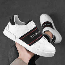 Load image into Gallery viewer, Fashion Concise Slip-on Skateboard Shoes