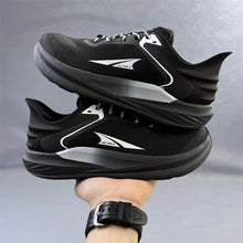 Load image into Gallery viewer, Non - slip outsole! Autumn and winter lightweight and breathable mesh running shoes