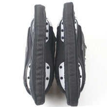 Load image into Gallery viewer, Ice Skate Soles Cover Protector