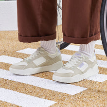 Load image into Gallery viewer, Xtep Unbounded Skateboarding Shoes For Women