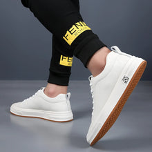 Load image into Gallery viewer, 2023 Spring New Leather Skateboard Shoes Men