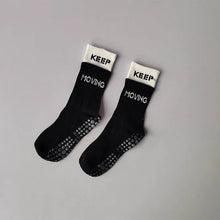 Load image into Gallery viewer, Women's Mid-Tube Yoga Sports Socks