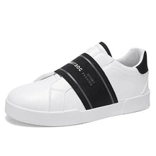Load image into Gallery viewer, Fashion Concise Slip-on Skateboard Shoes