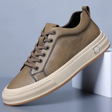 Load image into Gallery viewer, 2023 Spring New Leather Skateboard Shoes Men