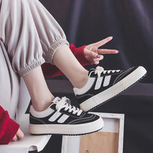 Load image into Gallery viewer, Hot sale Retro Red Canvas Shoes Women Fashion Low Top Women's Vulcanized Shoes Flats Comfort Lace-Up Skateboard Sneakers