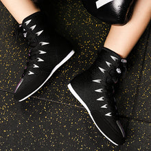 Load image into Gallery viewer, Boxing Shoes Breathable and Comfortable