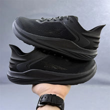 Load image into Gallery viewer, Non - slip outsole! Autumn and winter lightweight and breathable mesh running shoes
