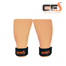 Load image into Gallery viewer, Rubber chalk free weight Lifting Grips
