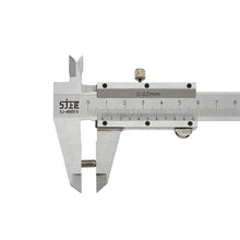 Load image into Gallery viewer, 10Pcs/set Surf Board Fin Key Grub Screws Fin Replacement
