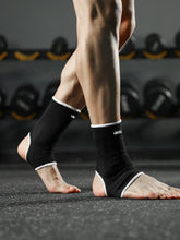 Load image into Gallery viewer, 1 Pair One Size Elastic Breathable Ankle Support Sleves
