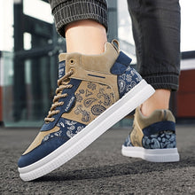 Load image into Gallery viewer, 2022 New Fashion Printed Skateboard Sneakers for Men Women
