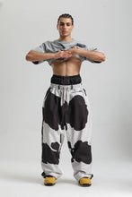 Load image into Gallery viewer, Gsou Snow 2025 Unisex Loose Fit Cargo Ski Pants - Waterproof Windproof Snowboard Trousers
